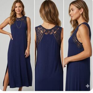 Hayden Los Angeles navy blue maxi dress with crochet details. Size M #boho #fest